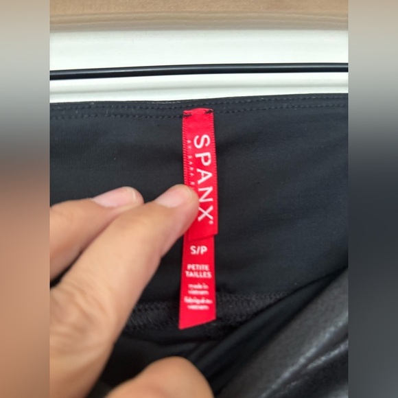 SPANX Black faux leather high waist moto legging size small - Picture 4 of 4
